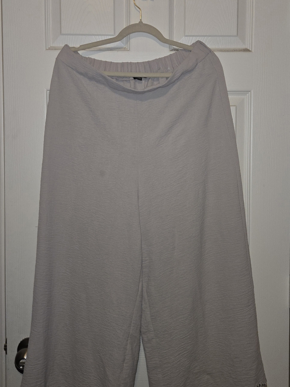 Adrianna Papell Light Gray Wide-Leg Pants